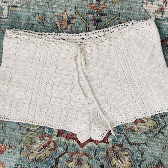 Women’s Chan Luu white lined crochet drawstring waist sz small EUC! - Picture 2 of 10